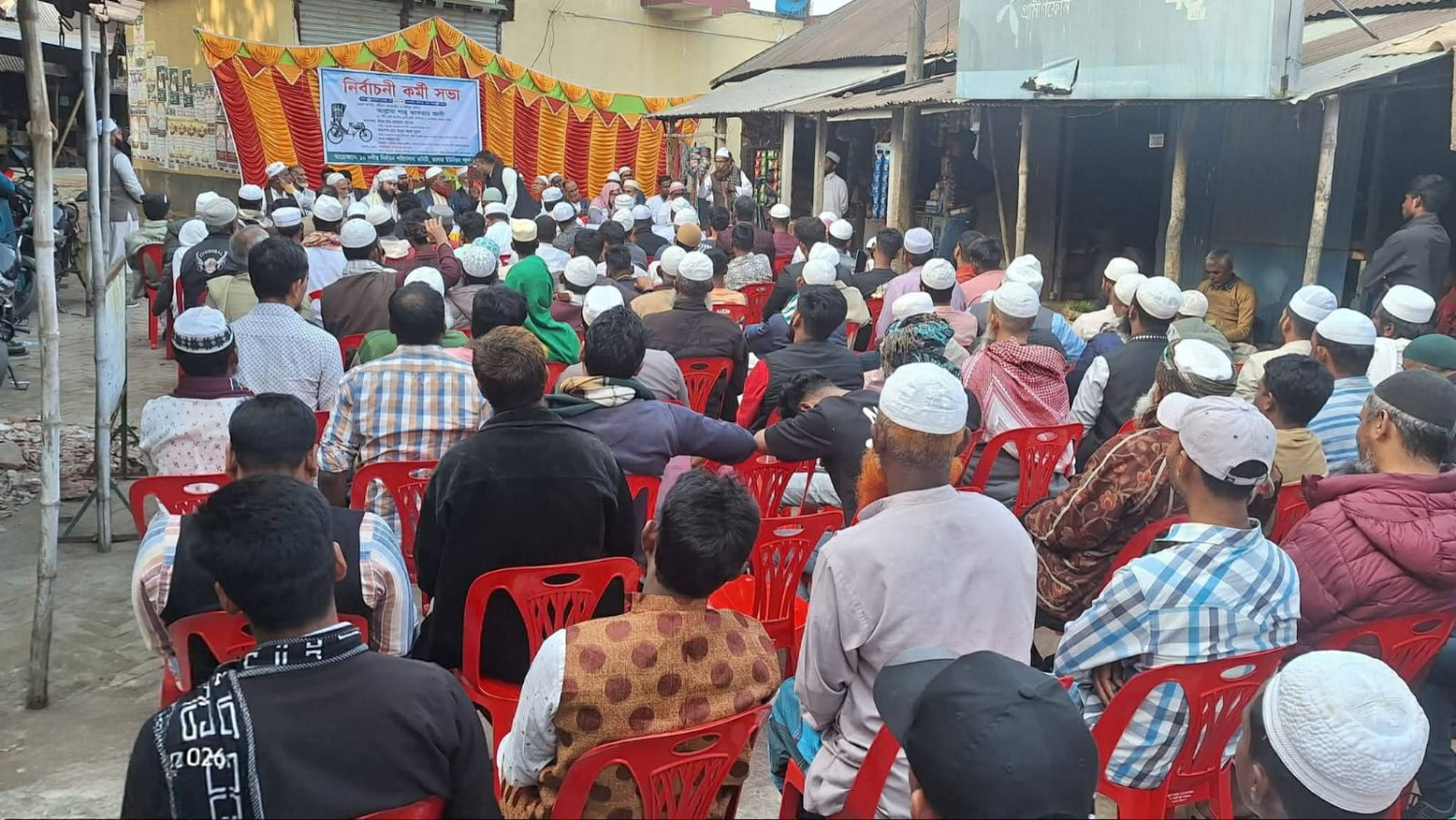 ফরিদপুর-২ আসনে রসুলপুর বাজারে আল্লামা শাহ আকরাম আলী ধলা হুজুরের উঠান বৈঠক ও কর্মীসভা অনুষ্ঠিত