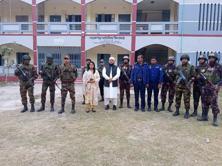 ফরিদপুর-১ আসনে আইনশৃঙ্খলা স্বাভাবিক রাখতে আলফাডাঙ্গা উপজেলায় সেনা মোতায়েন