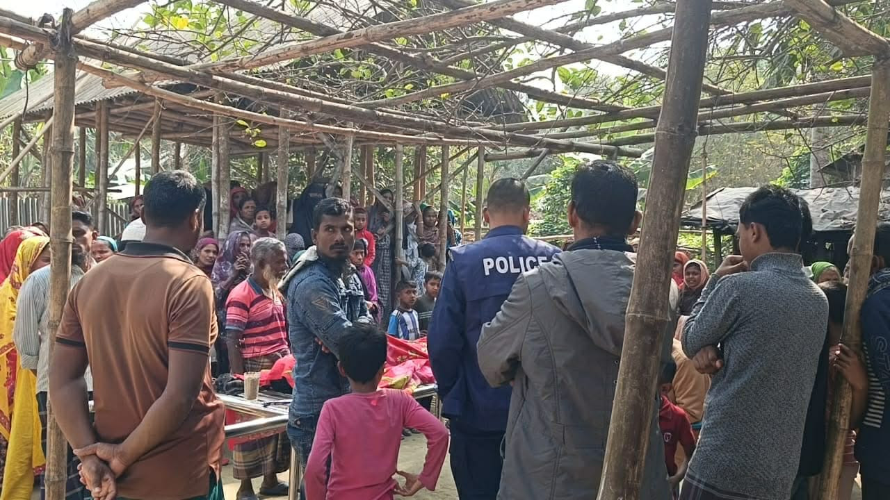 সালথায় পেটে চাকু ঢুকিয়ে যুবকের আত্মহত্যা