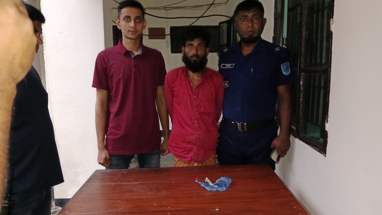 বোয়ালমারীতে ইয়াবাসহ মাদক কারবারি আটক, আদালতে প্রেরণ