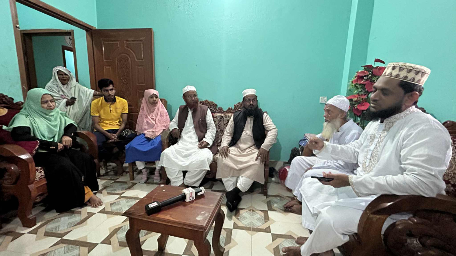 সড়ক দূর্ঘটনায় নিহত ইব্রাহিম মাস্টারের বাড়িতে খেলাফত আন্দোলনের মহাসচিব